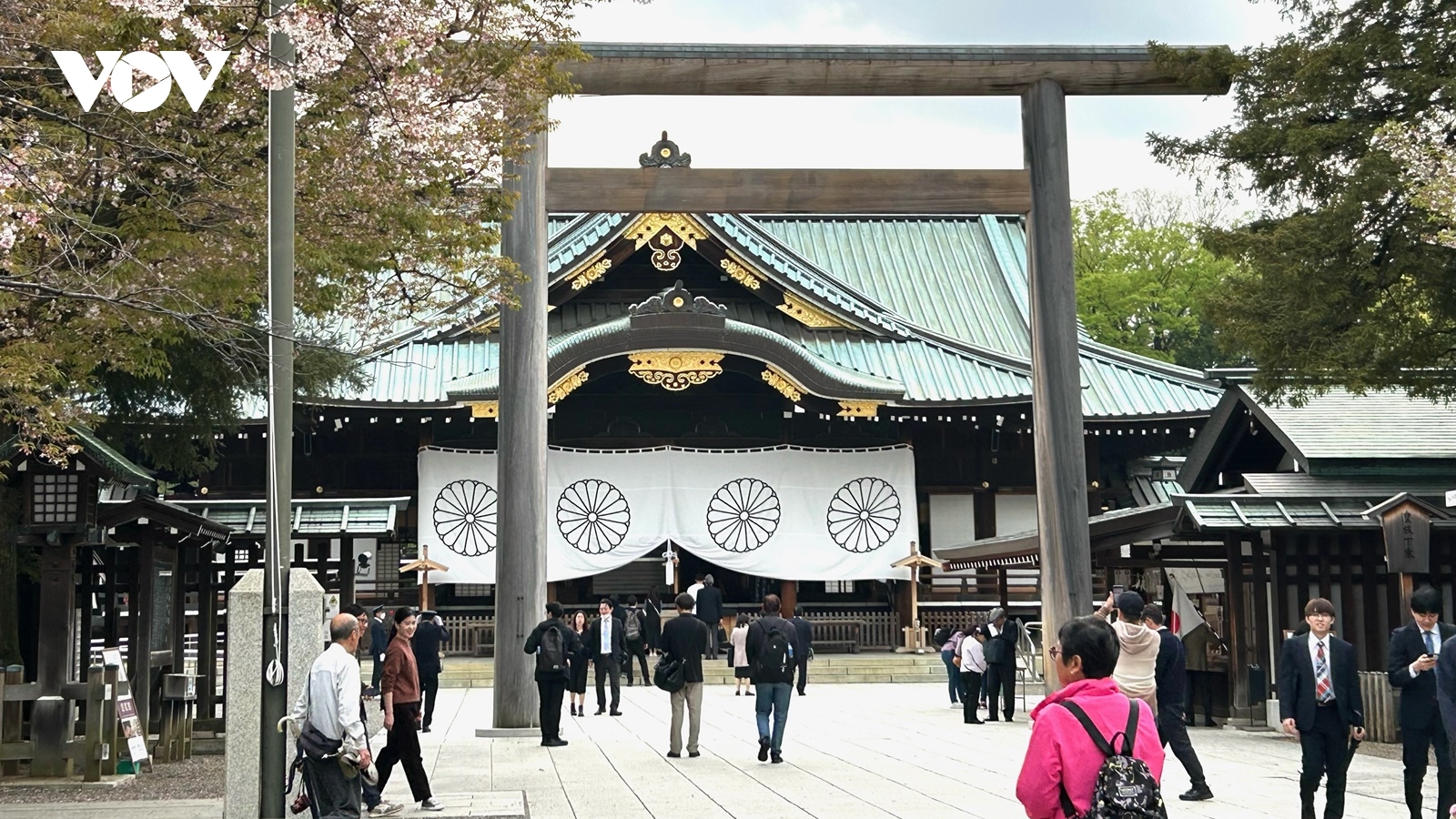 Thủ tướng Nhật Bản Ishiba gửi lễ vật “Masakaki” đến đền Yasukuni